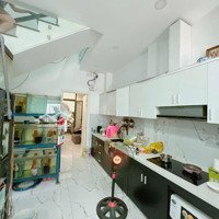Chủ Cần Tiền Bán Nhà Hẻm Trường Sa P13 Pndiện Tích4,1X14,5 Vuông Vức Trệt Lầu Nhà Siêu Đẹp Nay Mặt Tiền