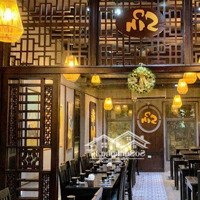 Cho Thuê Nhà Mặt Phố Nguyên Hồng. Diện Tích: 55M2X5 Tầng. Mt: 6M