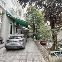 Chủ Ngộp Giảm 600T Biệt Thự 3 Tầng, 202M2, Trung Tâm Tam Bình, Thủ Đức, Nhỉnh 9 Tỷ.