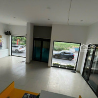 Nhà Phố Thương Mại Căn Góc Đường To, Mặt Tiền Rộng 22M, Sẵn Đồ Liền Tường, Thang Hàng,2 Cửa.