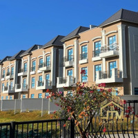Bán Biệt Thự Vinhomes Grand Park, 25 Tỷ, 200M2, Trực Tiếp Chủ, Giá Ưu Đãi. Liên Hệ 0828030977 Thiện