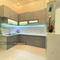 Bán Gấp Nhàhẽm Xe Hơi7M Đường Thành Thái Quận 10- Dt: 8 X 16,5M. Gía Rẻ Nhất Khu Vực Chỉ 17 Tỷ