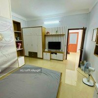 Bán Gấp Nhàhẽm Xe Hơi7M Đường Thành Thái Quận 10- Dt: 8 X 16,5M. Gía Rẻ Nhất Khu Vực Chỉ 17 Tỷ
