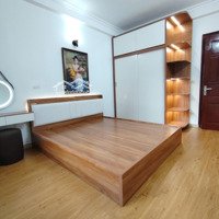 Bán Nhà Phố Gia Quất, 6,3 Tỷ, Với Diện Tích 40 M2 Ngõ Thông Khu Vực Dân Trí Cao Có 4 Pn