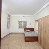 Hàng Hiếm Nhà 5 Tầng Yên Phúc - Văn Quán Hà Đông - Chưa Đến 6 Đồng - Ô Tô Đỗ Ngay Gần Nhà