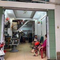 Cần Bán Gấp Nhà Đẹp Đường Xóm Chiếu 4 Tầng Kinh Doanh Tốt