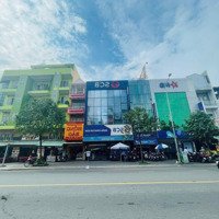 Cho Thuê Mặt Tiền 4 - 6 Hậu Giang, Phường 2, Quận 6