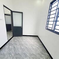 Nhà Mới 1 trệt 1 lầu 5x18m2 bán giá cắt lỗ 1tỷ50triệu gần UBND Bình Chánh !