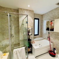 Lạc Trung - Hai Bà Trưng.nhà Đẹp Phân Lô Ô Tô Vào Nhà. Vị Trí Đẹp,2Km Ra Bờ Hô, Dân Trí Cao Ở Sướng