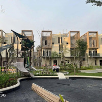 Bán Nhà Phố, Biệt Thự Vip Trong Khu Compound 24/7, View Hồ, Đối Diện Aeon Mall