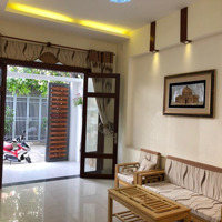 Bán Nhàhẽm Xe Hơiđ. Ni Sư Huỳnh Liên, P. 10 Q. Tân Bình, Giá Bán 8.5 Tỷ Tl