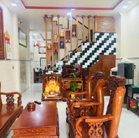 Nhà Đúc Đẹp 3.5 Tầng Chắc Chắn Khu Aeon Tân Phúdiện Tích4.6X14M Giá Bán 7,1 Tỷ Giá Tốt Nhất Khu Vực