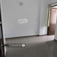 Bán Gấp Căn Hộ Cc Đồng Diều, 2,5 Tỷ, 66M2, 2 Phòng Ngủ+ 1 Vệ Sinhtại Cao Lỗ, Q.8, Hcm . Liên Hệ: 0933888725