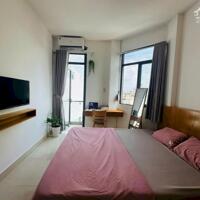 PHÒNG BAN CÔNG ĐÓN ÁNH SÁNG – NƠ TRANG LONG, P12, BÌNH THẠNH
