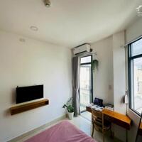 PHÒNG BAN CÔNG ĐÓN ÁNH SÁNG – NƠ TRANG LONG, P12, BÌNH THẠNH