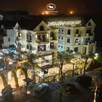 Cần Cho Thuê Gấp Biệt Thự Vip Tp Giao Lưudiện Tích800M2 Giá Siêu Tốt Hàng Xóm Đại Sứ Quán