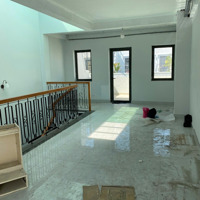 Giá Tốt Nhất Nhà Phố Chỉ 22 Triệu/Thdiện Tích5X20M Hoàn Thiện Cơ Bản 4 Phòng Ngủ 5 Vệ Sinhkđt Lakeview City Liên Hệ: 0902872670