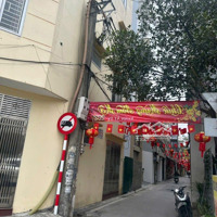Bán Nhà Chu Huy Mân 1 Nhà Ra Phố Nhà Mới Thiết Kế Đẹp
Diện Tích 90M Xây 7 Tầng Thang Máy Mt5M