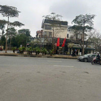 Bán Nhà Chu Huy Mân 1 Nhà Ra Phố Nhà Mới Thiết Kế Đẹp
Diện Tích 90M Xây 7 Tầng Thang Máy Mt5M
