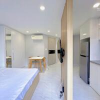 Cho Thuê Căn Hộ Ban Công, Rộng 30m2 ở Chu Văn An gần Học viện Cán Bộ gần Vòng xoay Hàng Xanh Bình Thạnh