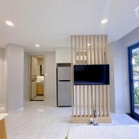 Cho Thuê Căn Hộ Ban Công, Rộng 30m2 ở Chu Văn An gần Học viện Cán Bộ gần Vòng xoay Hàng Xanh Bình Thạnh