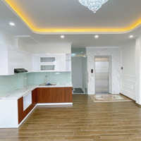Nhà Siêu Đẹp Long Biên 45M2 5.7 Tỷ - Lô Góc - Ô Tô - Thang Máy