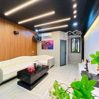 Cho Thuê Nhà Mặt Phố Thang Máy- Phòng Karaoke Xông Hơi Tại Quang Trung