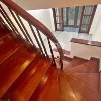 Bán Nhà Tập Thể Làm Homstay, Nguyễn Bỉnh Khiêm, Hai Bà Trưng, 150M2, 4 Ngủ, 2 Vệ Sinhdiện Tích 60 Triệu/Tháng