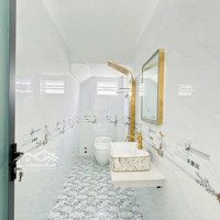 Bán Nhà Riêng Ở Xã Long Hiệp, Bến Lức, Long An,Diện Tích100M2 View Đẹp, Nhiều Tiện Ích