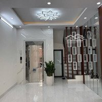 Nhà Nguyễn Chính - Tân Mai, Gara Ôtô, Thang Máy, Full Nội Thất, 42M2, 5 Tầng. Giá Nhỉnh 10 Tỷ