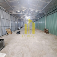 Kho Gần Cầu Sài Gòn 180M2, 200M2 Giá Từ 25 Triệu