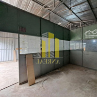 Kho Gần Cầu Sài Gòn 180M2, 200M2 Giá Từ 25 Triệu