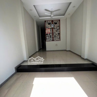 Nhàmặt Tiền3 Tháng 2 Đoạn Hàn Hải Nguyên Q11 .Diện Tích: 3.6 X 12.5M , 2 Tấm . 11.2 Tỷ