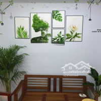 Bán Nhà Cáchmặt Tiềnbạch Đằng 200M, Dtsd 67M2, 2 Phòng Ngủ 2 Vệ Sinh Nhà Full Nội Thất, Shr, Khu An Ninh, Yên Tĩnh