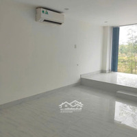 Cho Thuêmặt Tiềnlê Hoàn Đối Diện Cổng Visip 2, Thủ Dầu Một