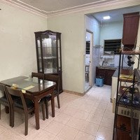 Cho Thuê Căn Hộ Tập Thể Tầng 3 Khu Nghĩa Tân, 8 Triệu, 65 M2, 2 Phòng Ngủ 1Wc
