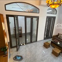 Bán Nhà-Phố Võ Thị Sáu-29 M2-3 Tầng-Mặt Tiền Bề Thế-Cạnh Hồ-Hiếm Nhà Bán-Giá:6.2 Tỷ