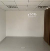 Giá Chủ Chuyển Vào Phố Cần Cho Thuê Nhà Liền Kề Góc Vùng Quanh Rộng Thênh Thang 125M*4Tang