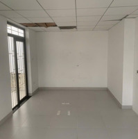 Giá Chủ Chuyển Vào Phố Cần Cho Thuê Nhà Liền Kề Góc Vùng Quanh Rộng Thênh Thang 125M*4Tang