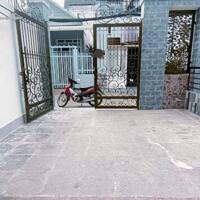nhà 7 triệu 2 phòng ngủ có sân đậu ô tô gần bệnh viện Phụ Sản Cần Thơ