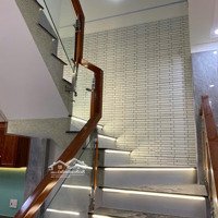 Siêu Phẩm Nhà Hoàn Công Mới Hoàn Thiện Mặt Tiền Nguyễn Công Hoan, Đông Hòa, Dĩ An