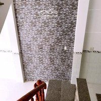 Bán Nhà Hẻm Cạn Ngay Bờ Hồ Bầu Sen ( Hẻm 87 Nguyễn Chích ), Thông Nguyễn Thái Học, Thông Hoàng Văn