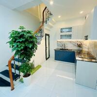  BÁN NHÀ MẶT PHỐ ĐẶNG TIẾN ĐÔNG, ĐỐNG ĐA – 108M² – MẶT TIỀN 6M – VỊ TRÍ KINH DOANH ĐỈNH 