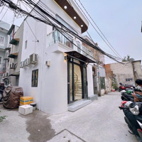Hàng Hiếm - Nhà Trung Tâm Quận 7 Giá Chỉ 3,2 Tỷ