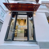 Hàng Hiếm - Nhà Trung Tâm Quận 7 Giá Chỉ 3,2 Tỷ