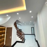 Bán nhà Phúc Đồng,Long Biên 4 tầng,41m full nội thất xịn nhỉnh 6 tỷ