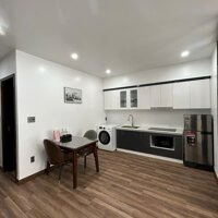 Căn hộ 1 ngủ full nội thất phố Văn Cao cho thuê