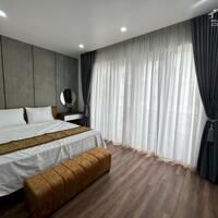 Căn hộ 1 ngủ full nội thất phố Văn Cao cho thuê
