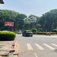 Nhà 5 Tầng Đẹp Lung Linh, Ngay Siêu Thị Aeon, Đường Bờ Bao Tân Thắng, Xe Hơi Để Trong Nhà
