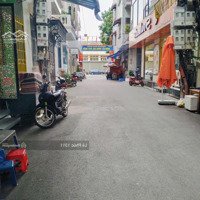 Bán Nhà Phân Lô, Ô Tô Tránh Đỗ Phố Trần Quốc Hoàn - Cầu Giấy - Hà Nội